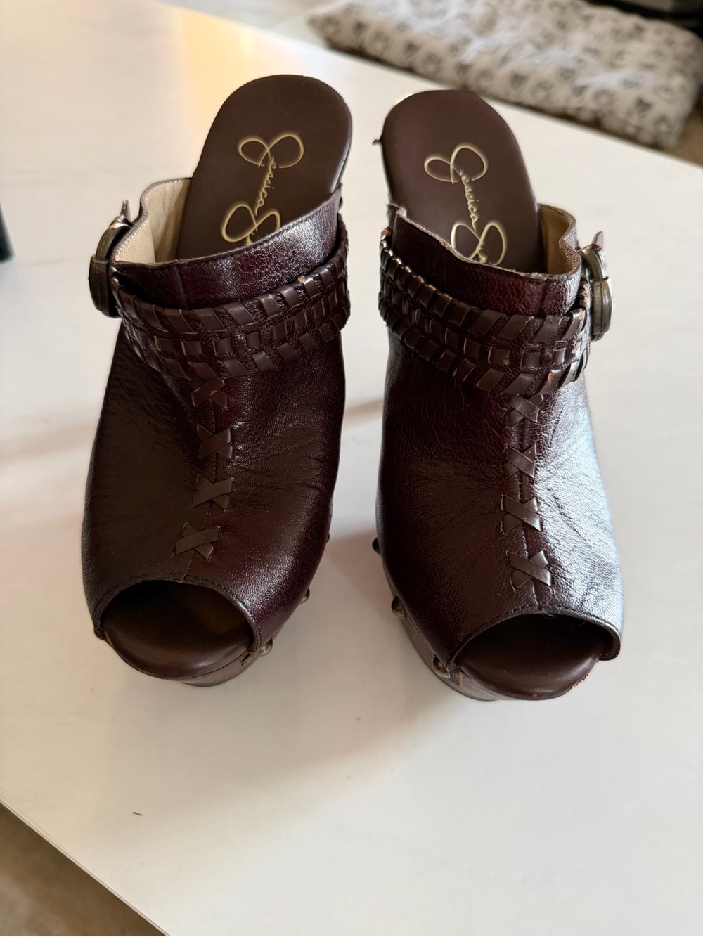 Jessica Simpson Dark Brown Woven Leather Peep-Toe Buckle Mules